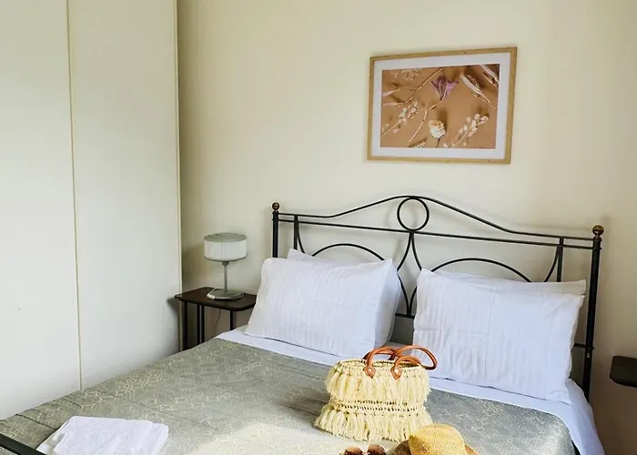 Nani'house In View דירה